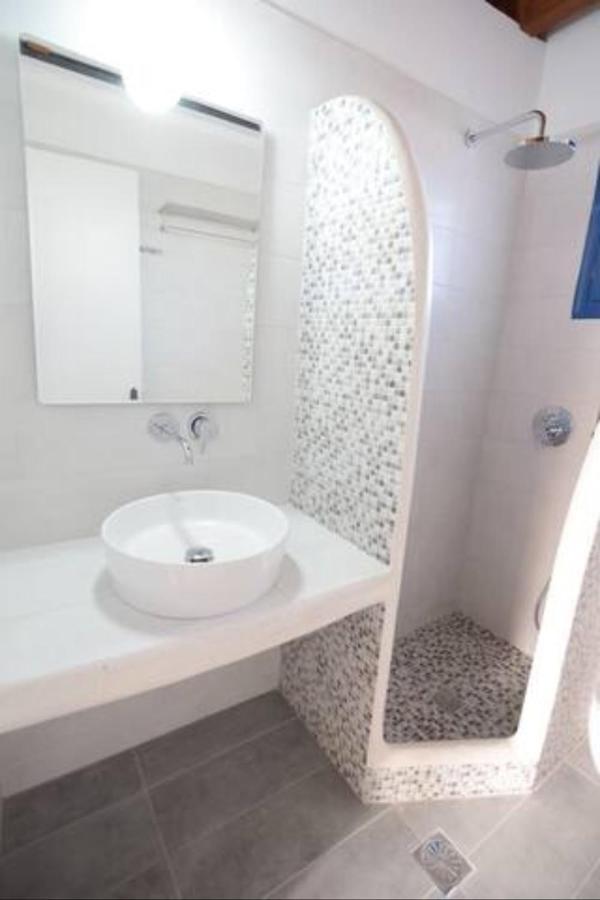 Thalassitis Coastal Apartments Perivolos  Esterno foto