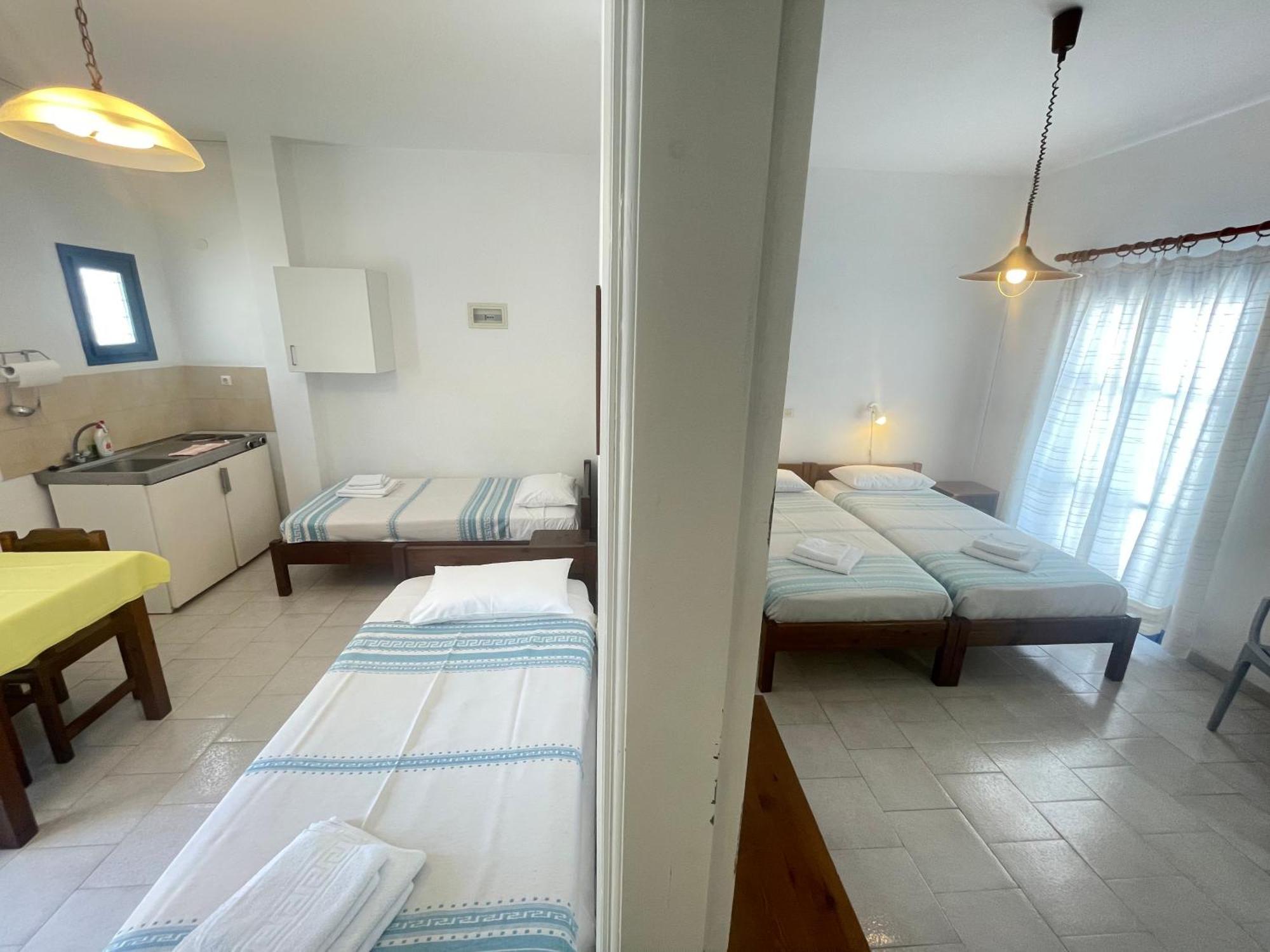 Thalassitis Coastal Apartments Perivolos  Esterno foto