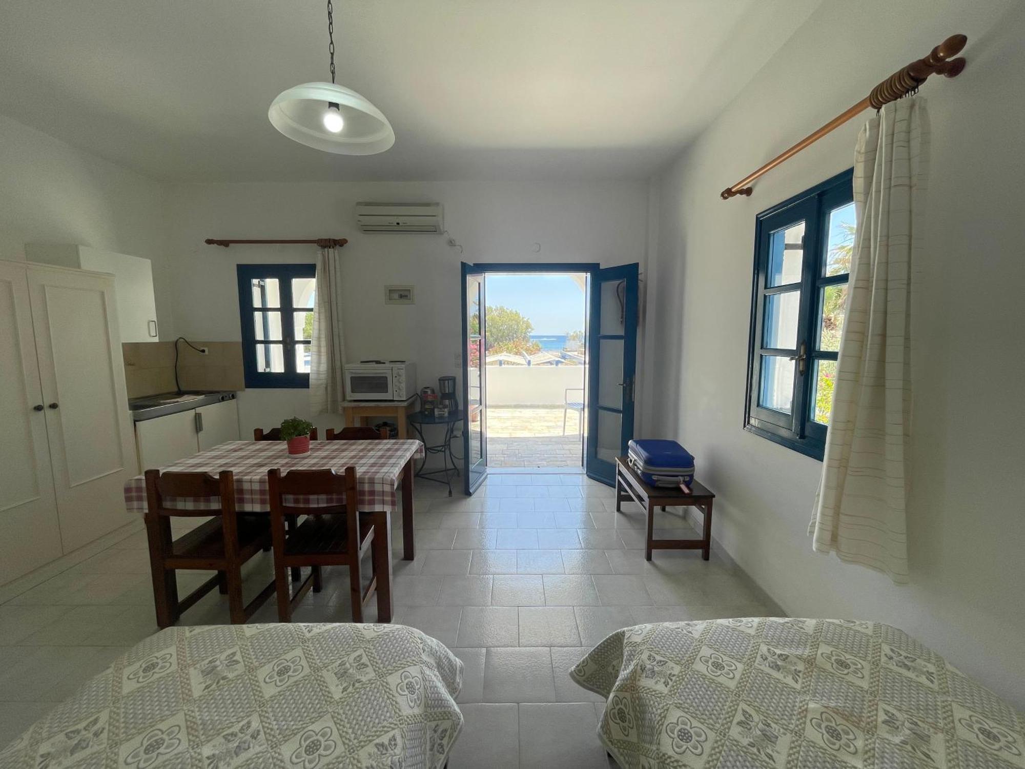 Thalassitis Coastal Apartments Perivolos  Esterno foto