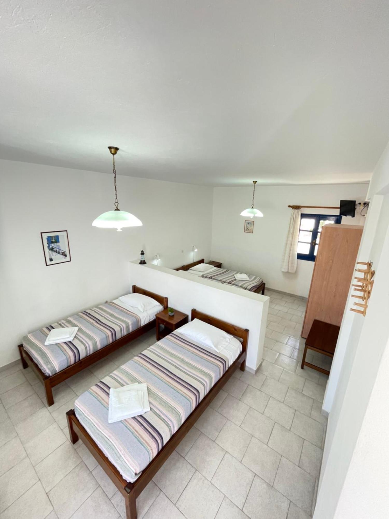 Thalassitis Coastal Apartments Perivolos  Esterno foto
